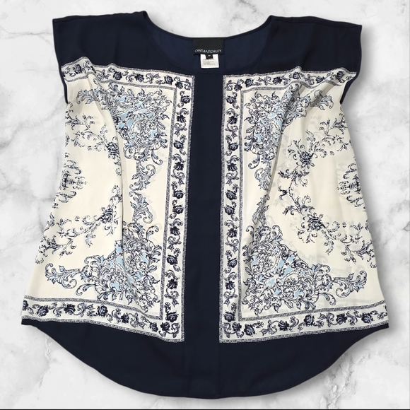 Cynthia Rowley Tops - Cynthia Rowley Navy and White Sleeveless Blouse Shirt Top Size Medium (M) C42